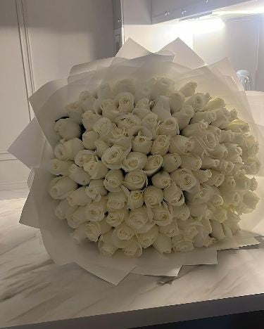 50 White Roses Bouquet