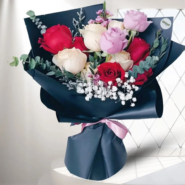 Bouquet of 12 Roses with Baby’s Breath – Romantic Mixed Rose Wrap